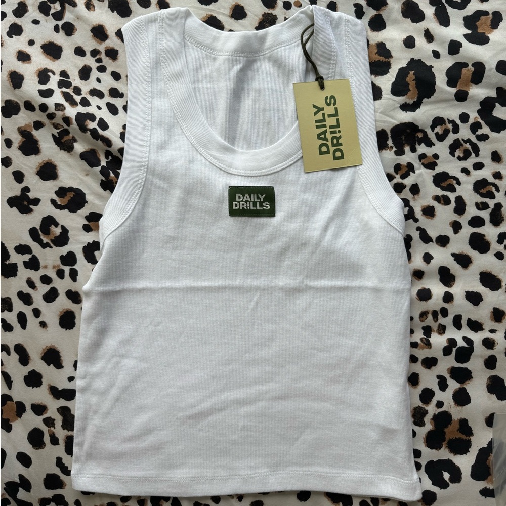 Daily Drills Box Logo Tank M/L